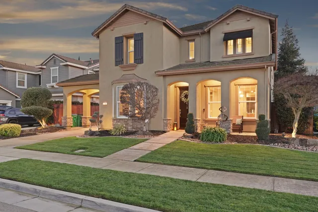 $724,900 | 2246 Katzakian Way, Lodi, CA 95242