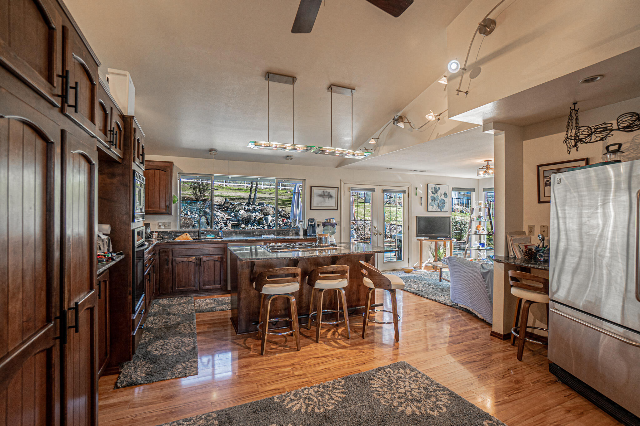 13290 Table Rock Road White City, OR 97503 - Photo 16 of 53 DSC00184-HDR-2