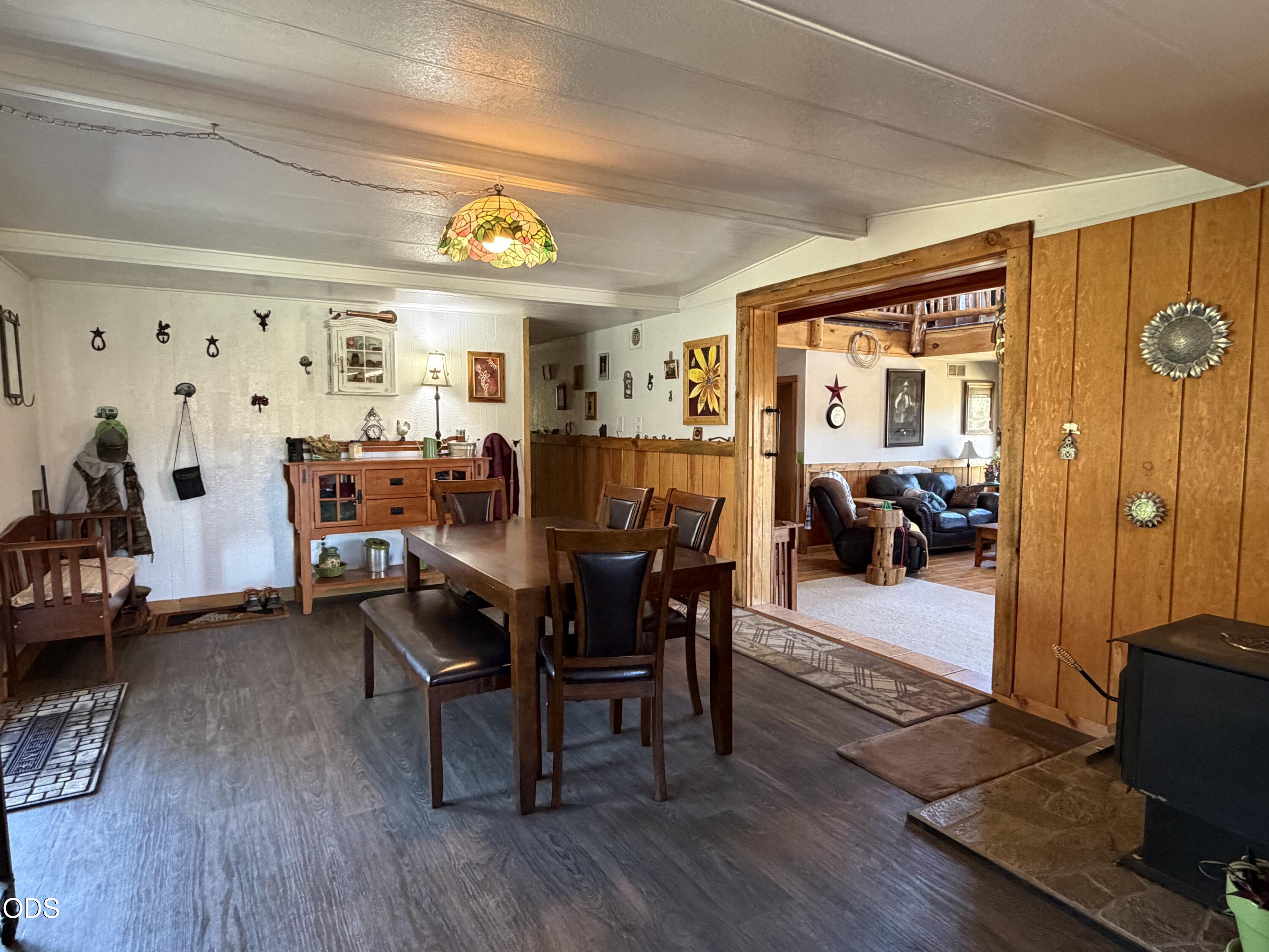 27710 Picnic Creek Road Mount Vernon, OR 97865 - Photo 23 of 82