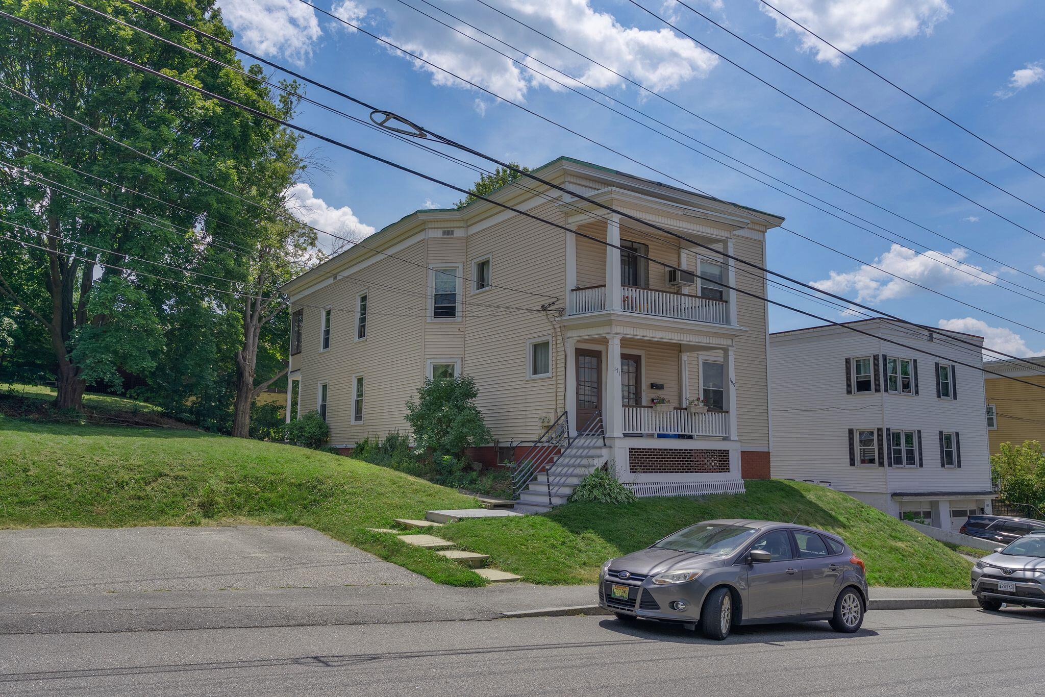 171 Walnut Street Lewiston, ME 04240 - Photo 3 of 39 171 Walnut Street
