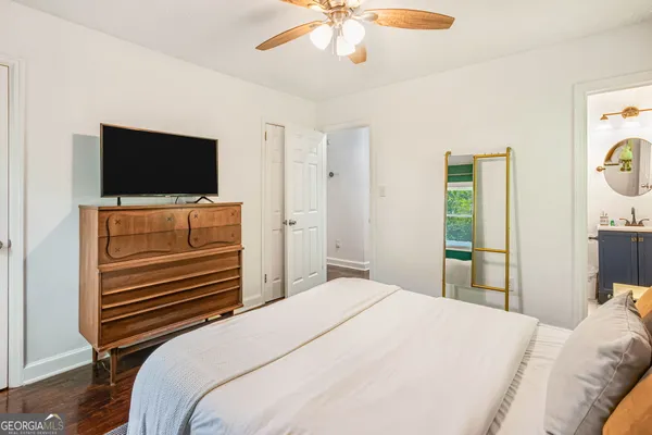 $3,200 | 2100 Cascade Road, Atlanta, GA 30311