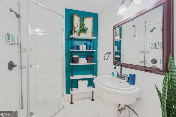 $3,200 | 2100 Cascade Road, Atlanta, GA 30311