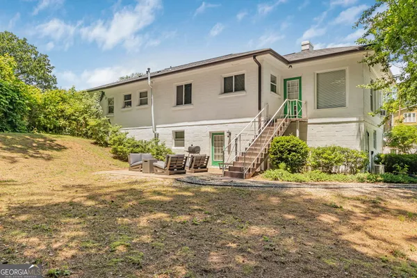 $3,200 | 2100 Cascade Road, Atlanta, GA 30311