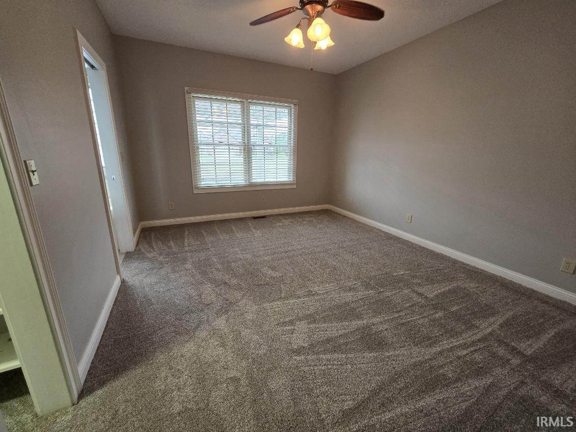 2218 Crystal Drive, Unit 11 Marion, IN 46952 - Photo 8 of 14