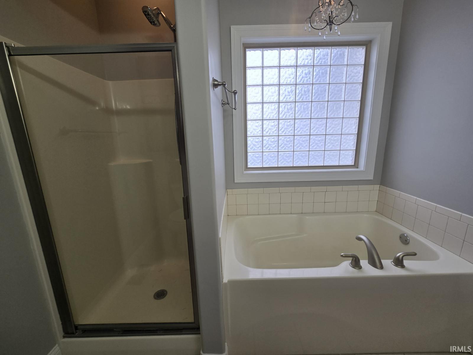 2218 Crystal Drive, Unit 11 Marion, IN 46952 - Photo 10 of 14