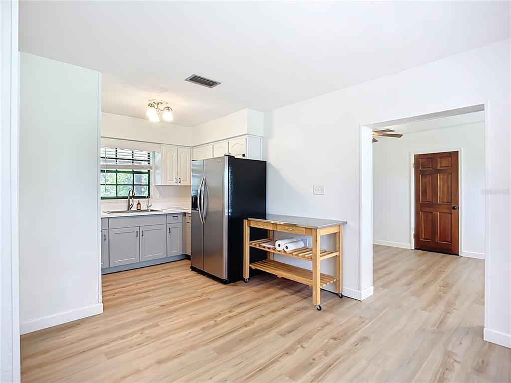 3804 Gallagher Road Dover, FL 33527 - Photo 21 of 96