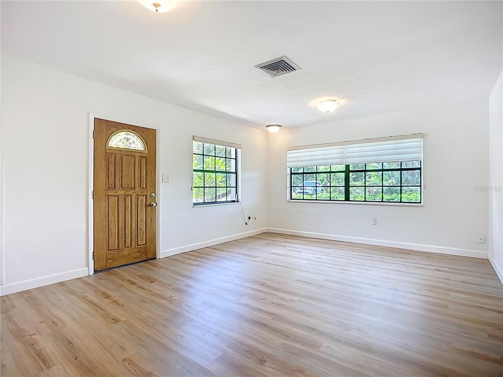 3804 Gallagher Road Dover, FL 33527 - Photo 8 of 96