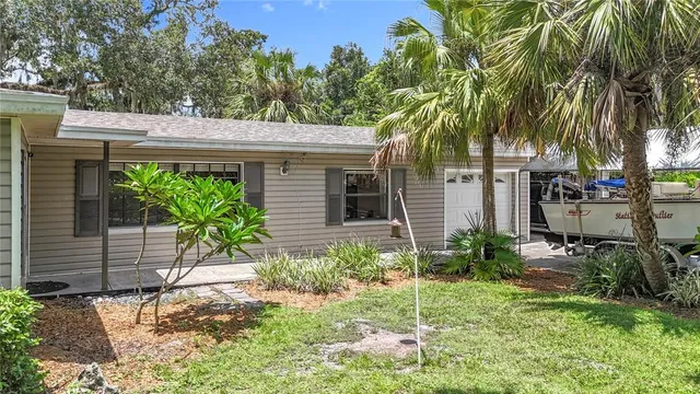 $669,000 | 3804 Gallagher Road, Dover, FL 33527