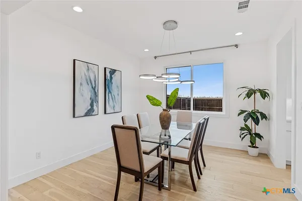 $1,295,000 | 477 Willow Moon Ranch Road, Crawford, TX 76638