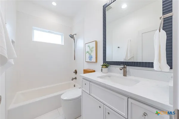 $1,295,000 | 477 Willow Moon Ranch Road, Crawford, TX 76638