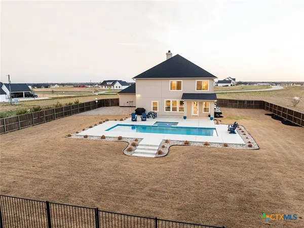 $1,295,000 | 477 Willow Moon Ranch Road, Crawford, TX 76638