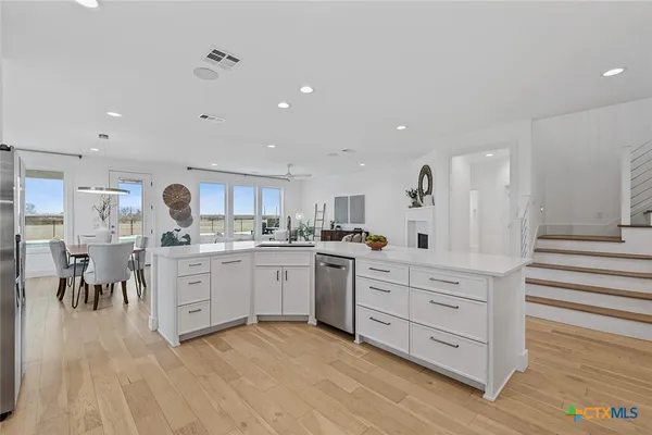 $1,295,000 | 477 Willow Moon Ranch Road, Crawford, TX 76638