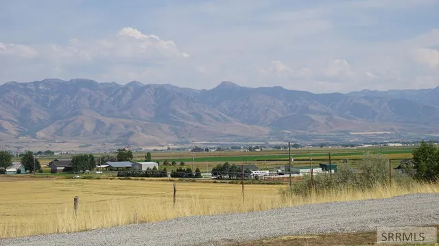 $300,000 | 4650 South 1400 West, Preston, ID 83263