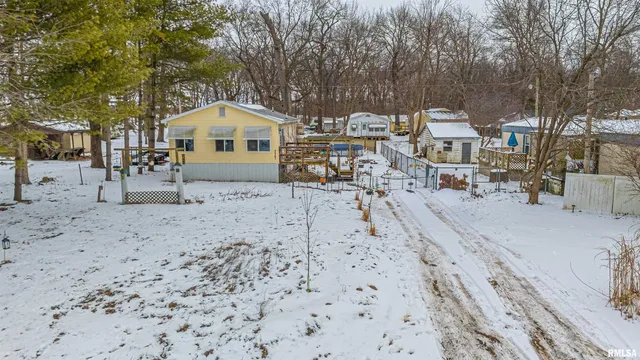 $69,900 | 5567 Patterson Bay Road, Bath, IL 62617