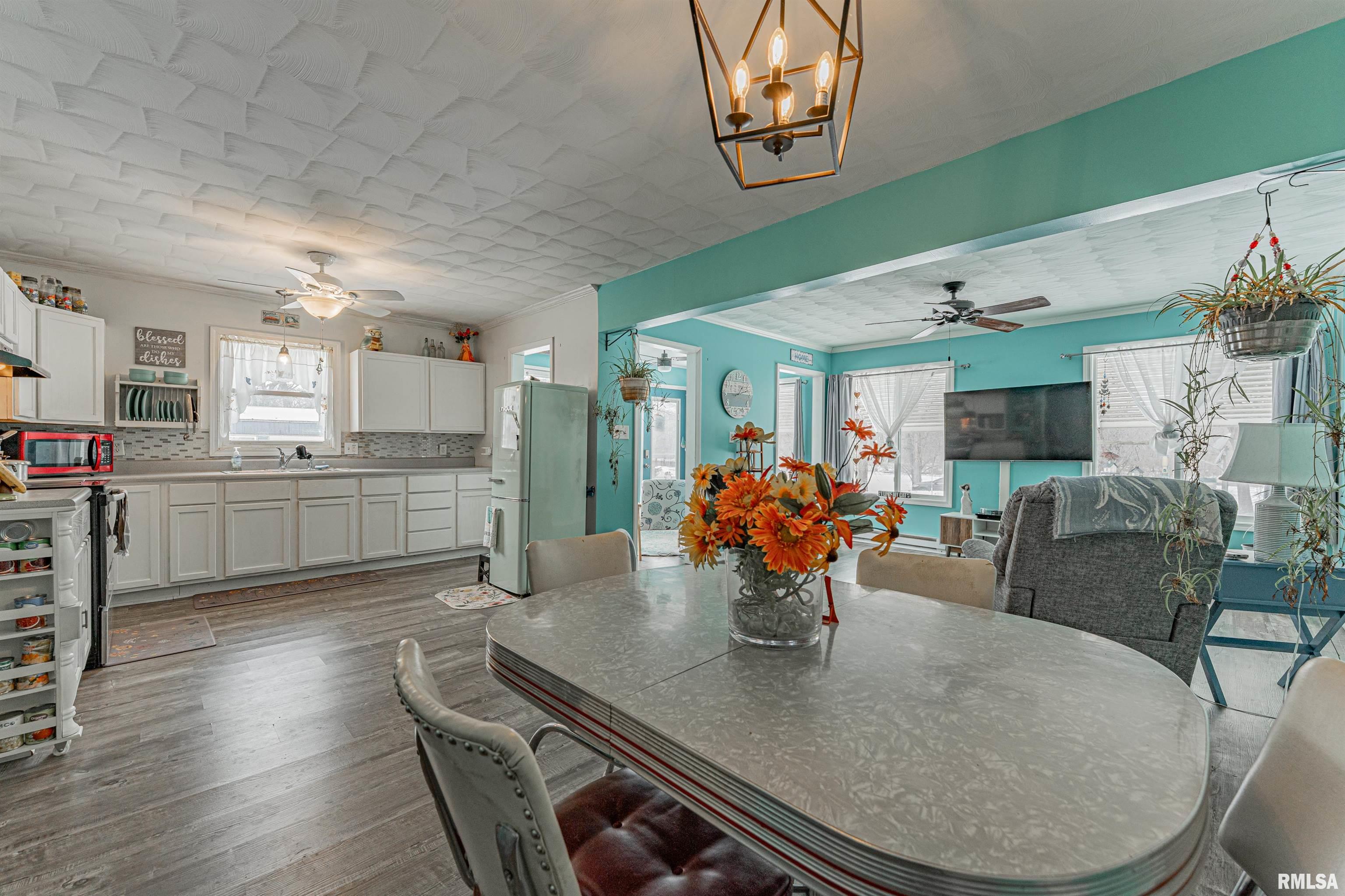 5567 Patterson Bay Road Bath, IL 62617 - Photo 12 of 30