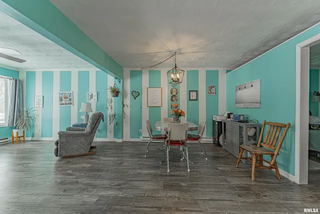 $69,900 | 5567 Patterson Bay Road, Bath, IL 62617