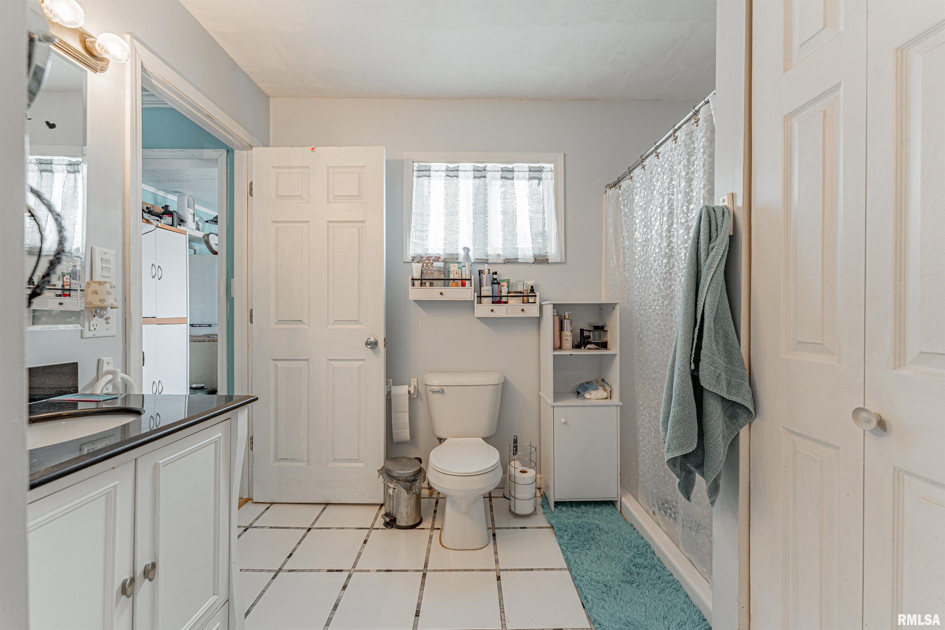 5567 Patterson Bay Road Bath, IL 62617 - Photo 20 of 30