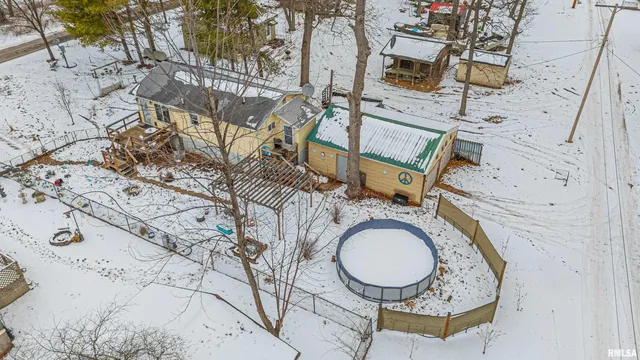 $69,900 | 5567 Patterson Bay Road, Bath, IL 62617