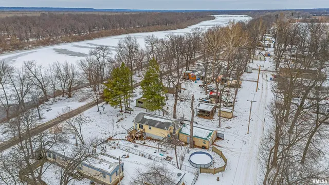 $69,900 | 5567 Patterson Bay Road, Bath, IL 62617