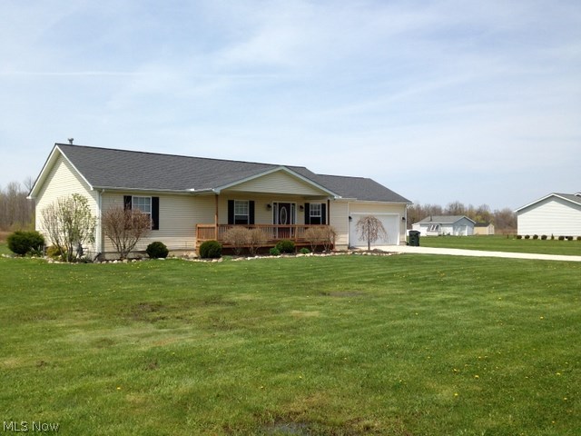 6047 Gerald Road Ashtabula, OH 44004 - Photo 1 of 18