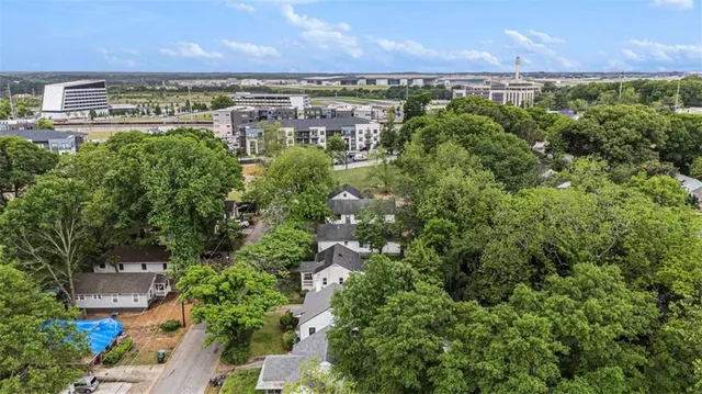 $2,200 | 3378 La Vista Drive, Hapeville, GA 30354