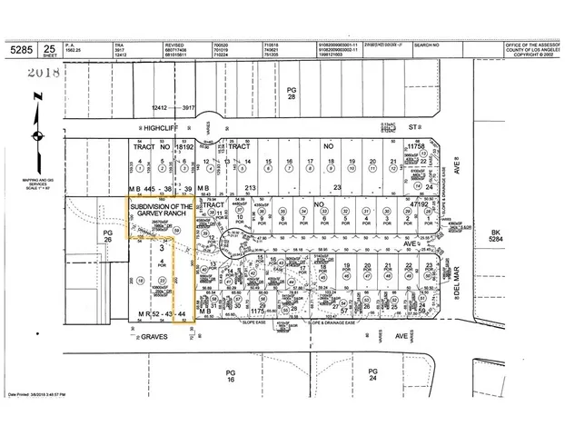 a black and white photo of a mirror