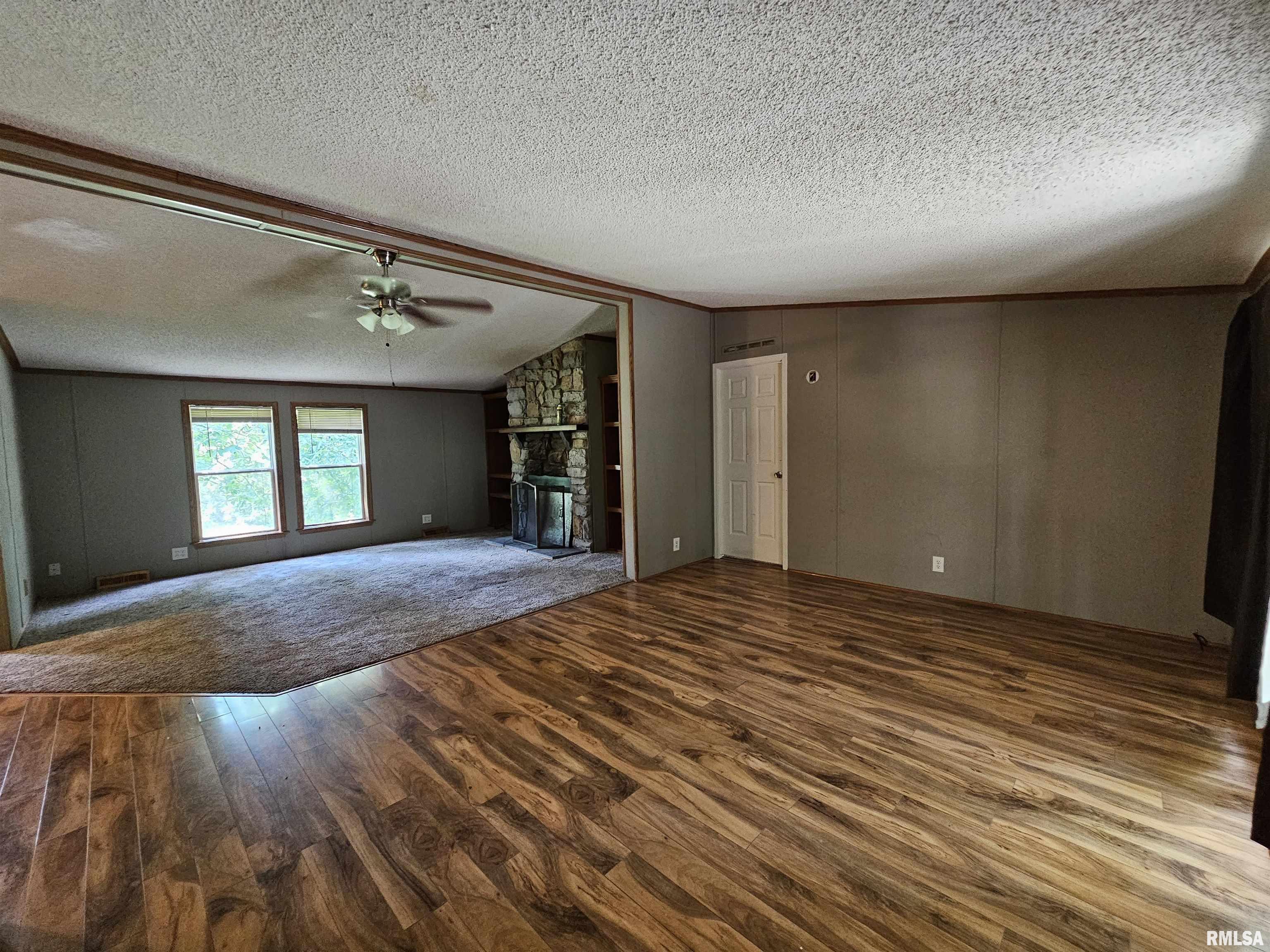 1119 Firecracker Road Jacksonville, IL 62650 - Photo 11 of 48