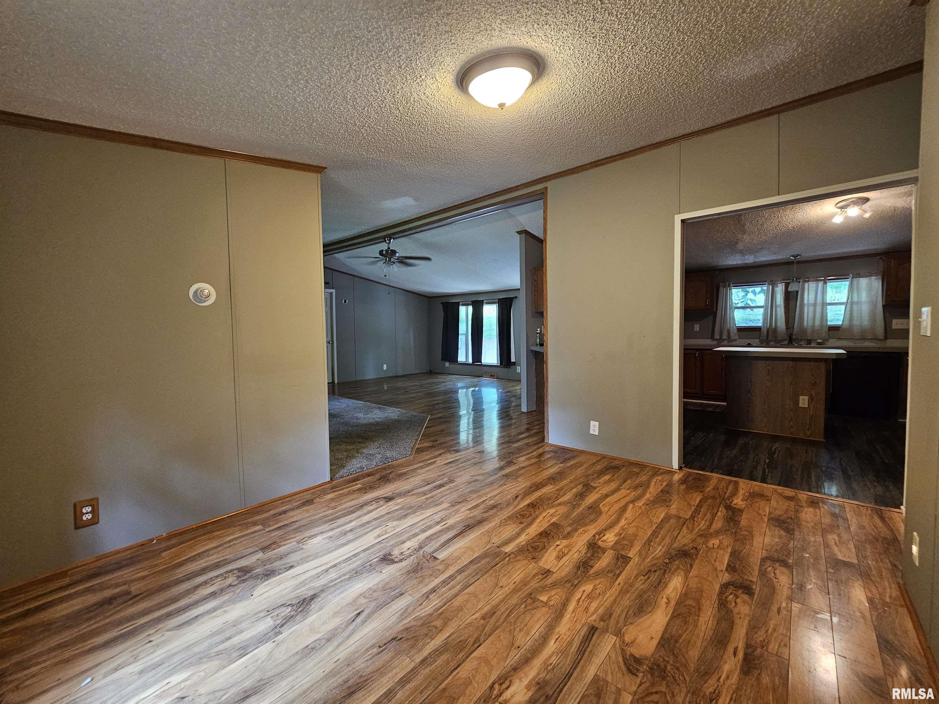 1119 Firecracker Road Jacksonville, IL 62650 - Photo 21 of 48