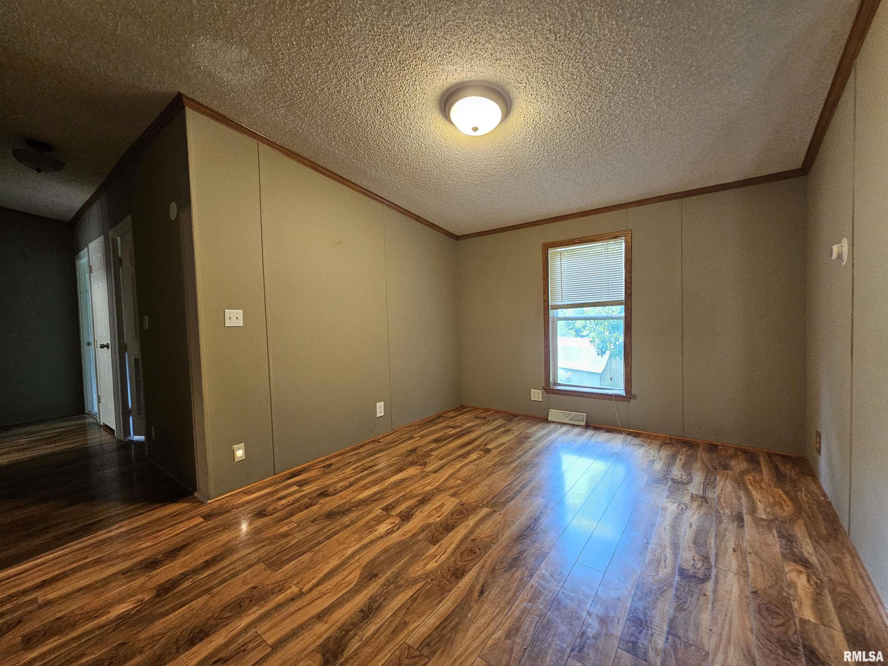 1119 Firecracker Road Jacksonville, IL 62650 - Photo 23 of 48
