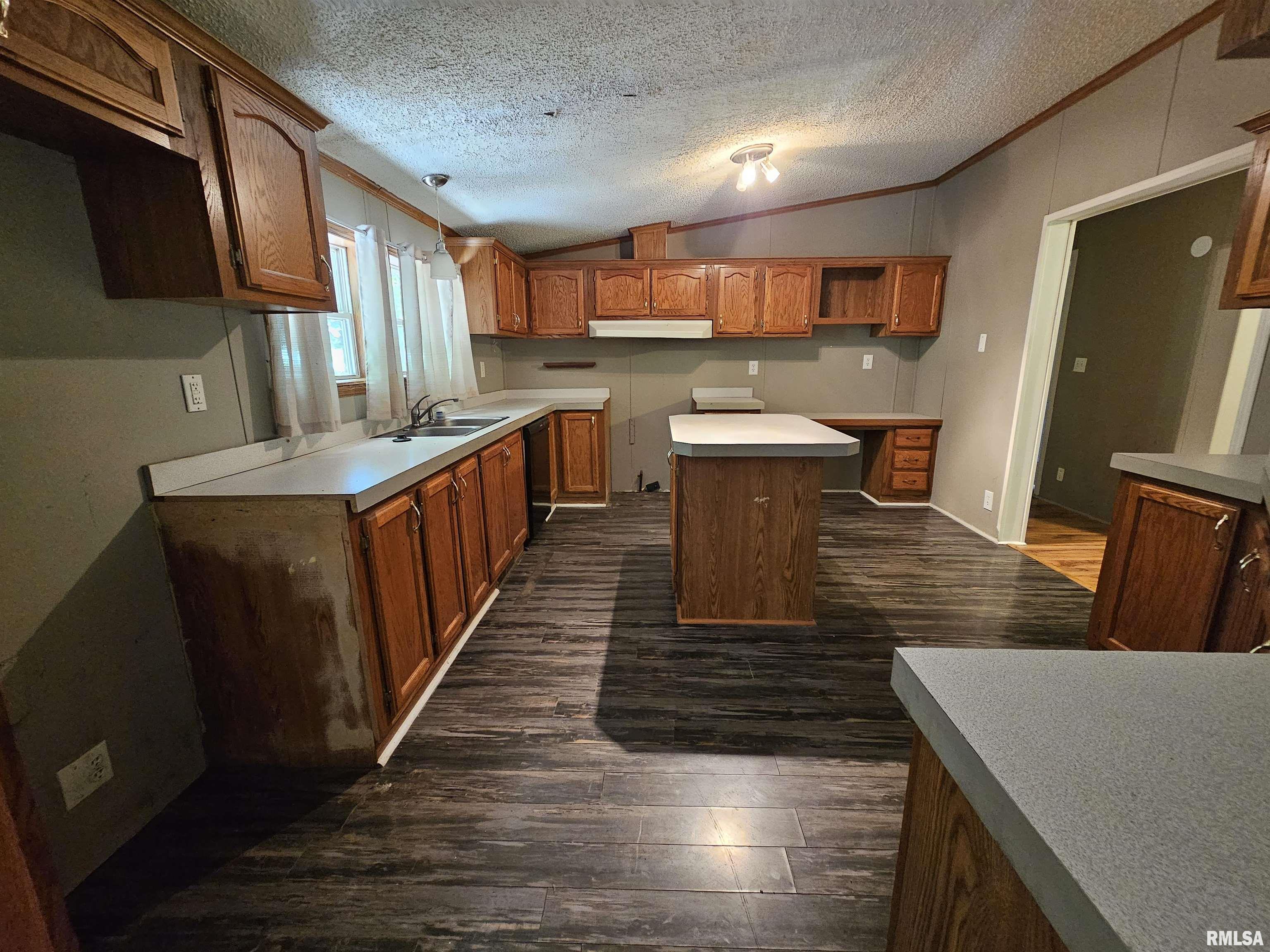 1119 Firecracker Road Jacksonville, IL 62650 - Photo 27 of 48