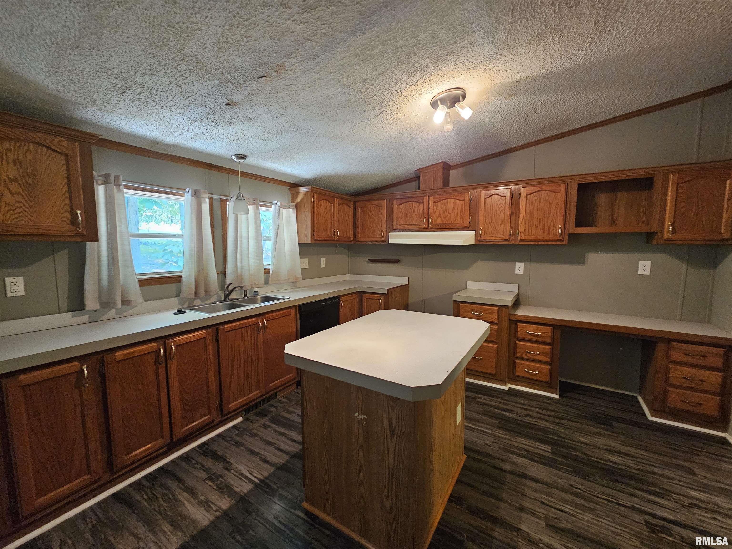 1119 Firecracker Road Jacksonville, IL 62650 - Photo 28 of 48