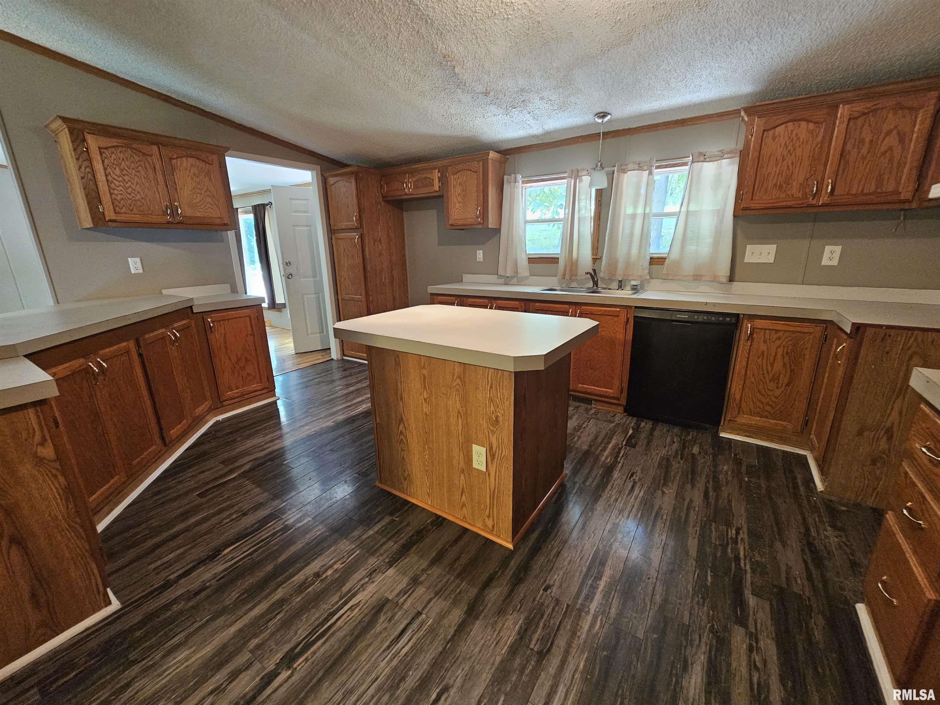 1119 Firecracker Road Jacksonville, IL 62650 - Photo 29 of 48