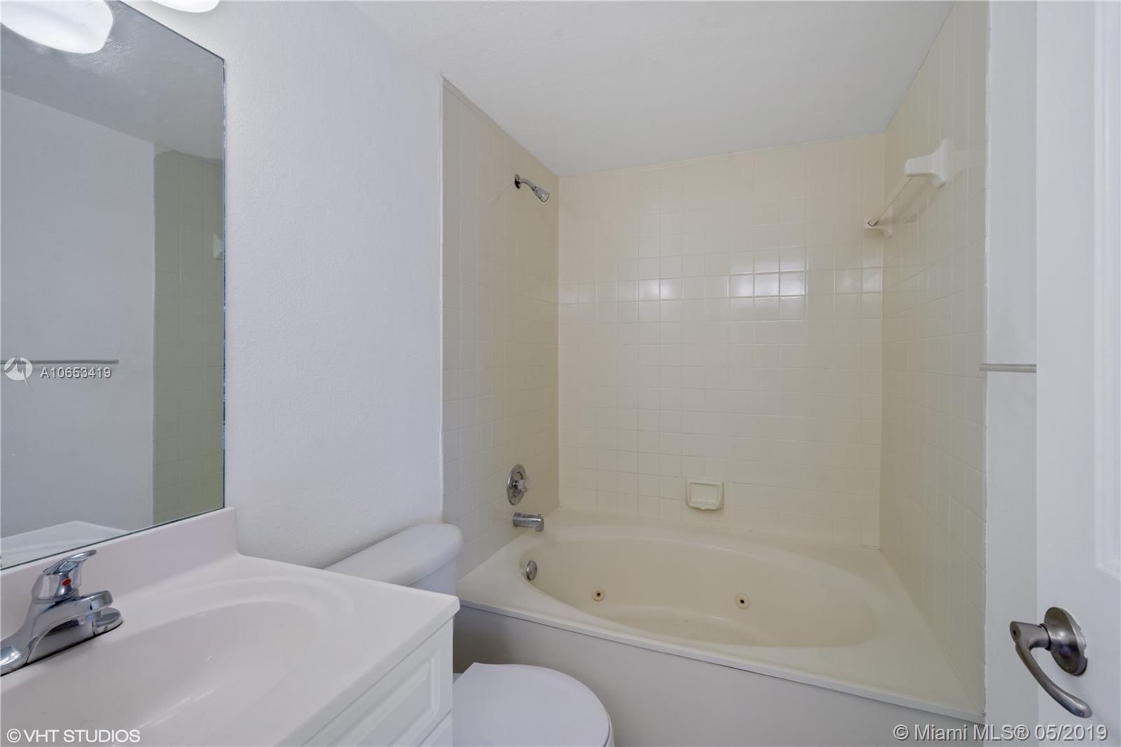 8195 Thames Boulevard, Unit D Boca Raton, FL 33433 - Photo 9 of 14