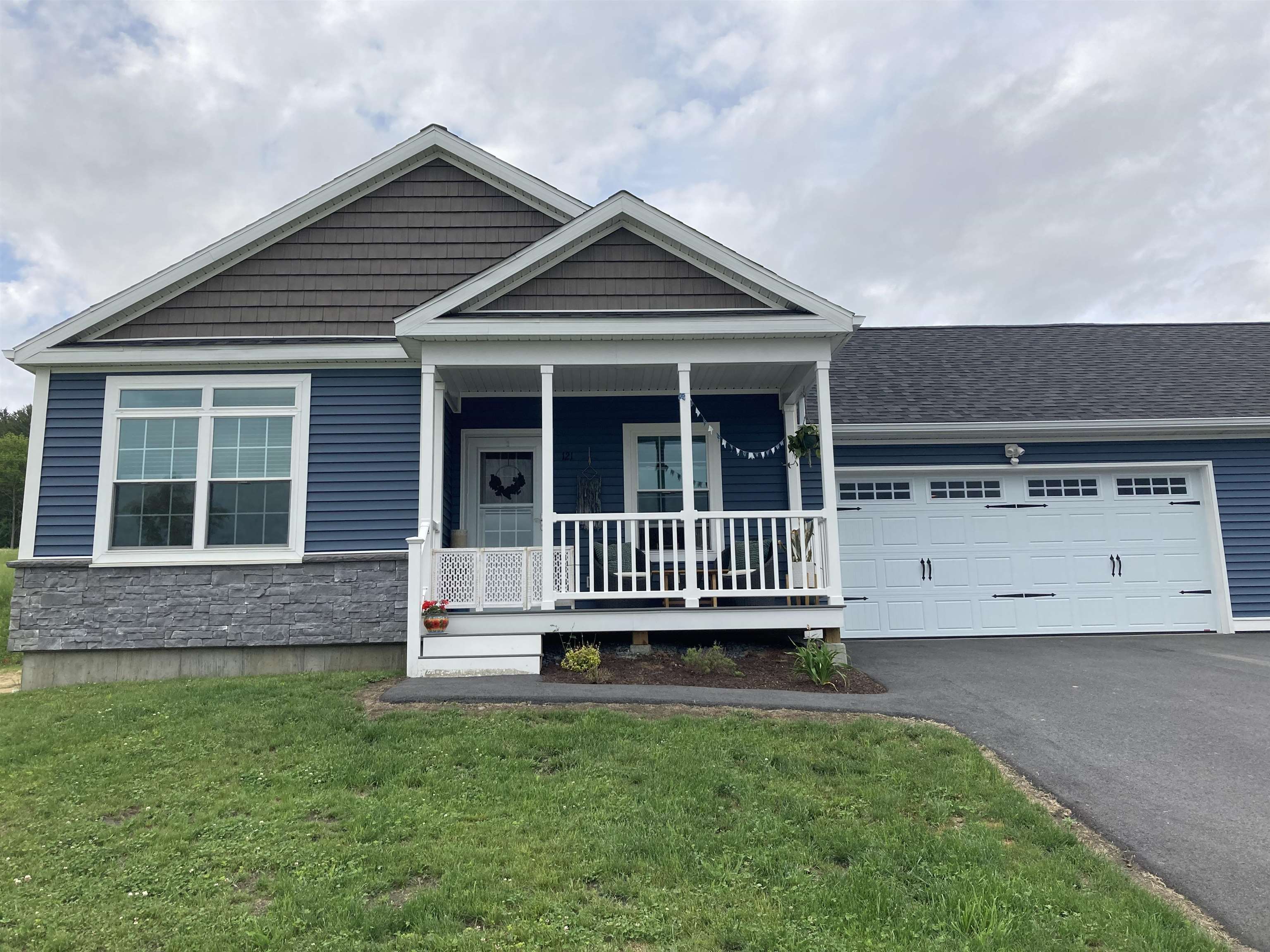 121 Mathieu Drive Barre, VT 05641 - Photo 1 of 32