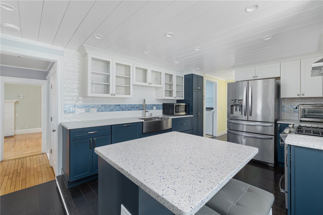 48 Progress Street Warwick, RI 02889 - Photo 9 of 48 Gallery Image 9