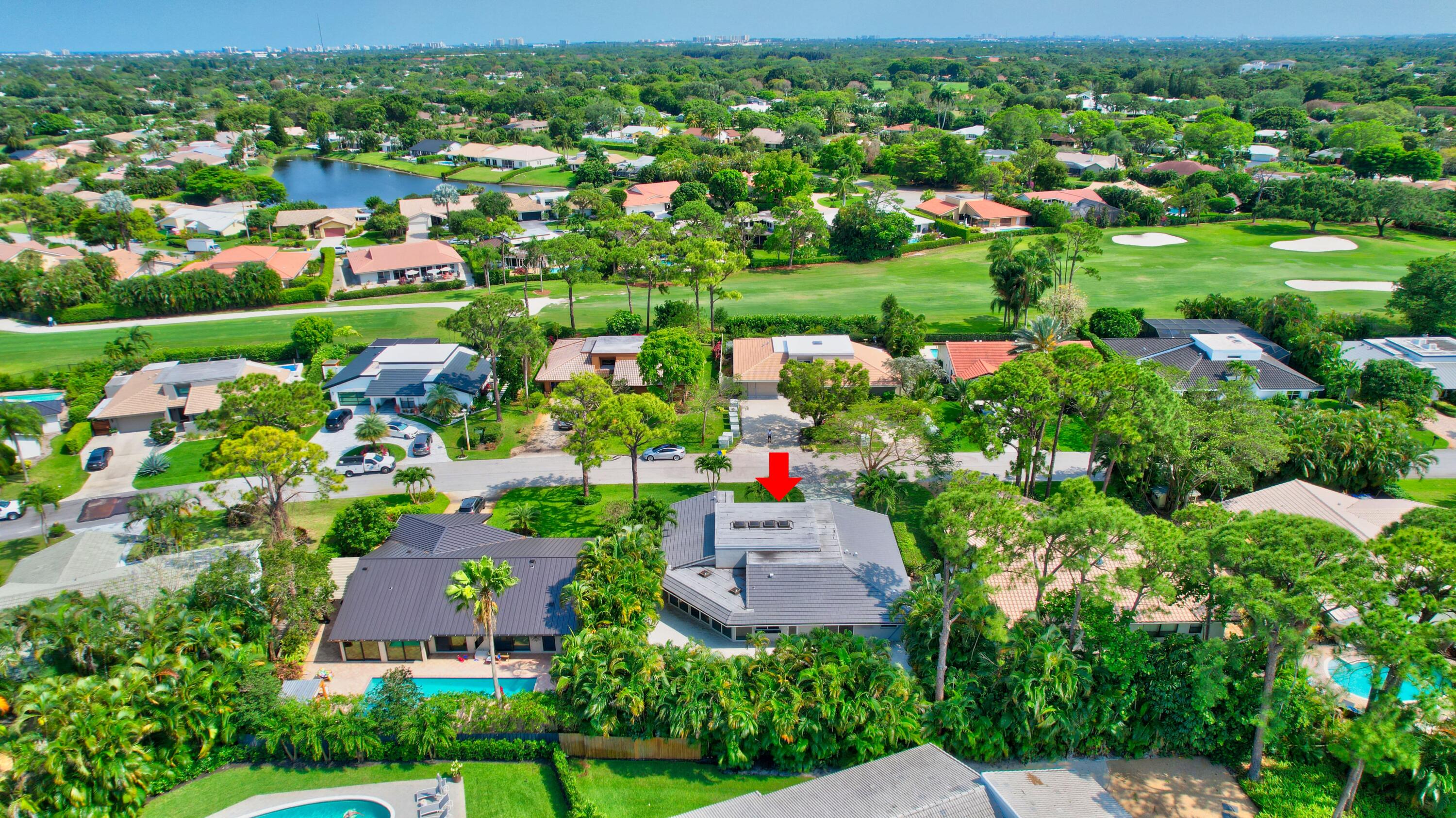 824 Foxpointe Circle Delray Beach, FL 33445 - Photo 31 of 36 Aerial 4