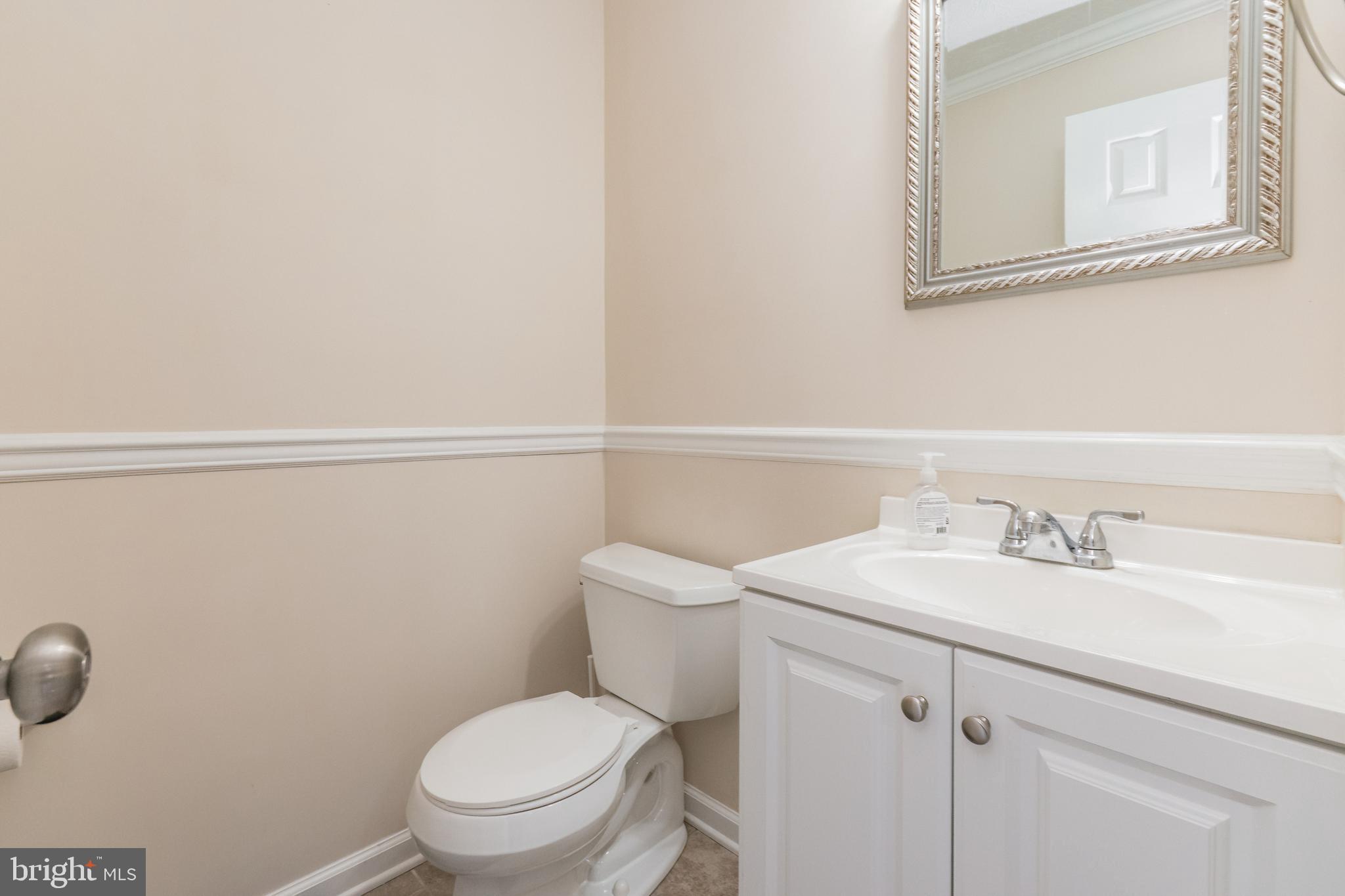 216 Hunter Run Road Winchester, VA 22602 - Photo 16 of 47 1/2 Bath