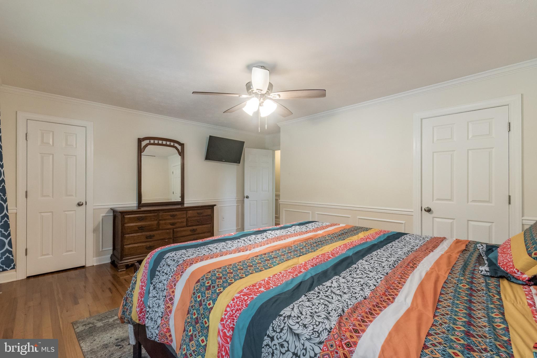 216 Hunter Run Road Winchester, VA 22602 - Photo 19 of 47 Upper Bedroom 1