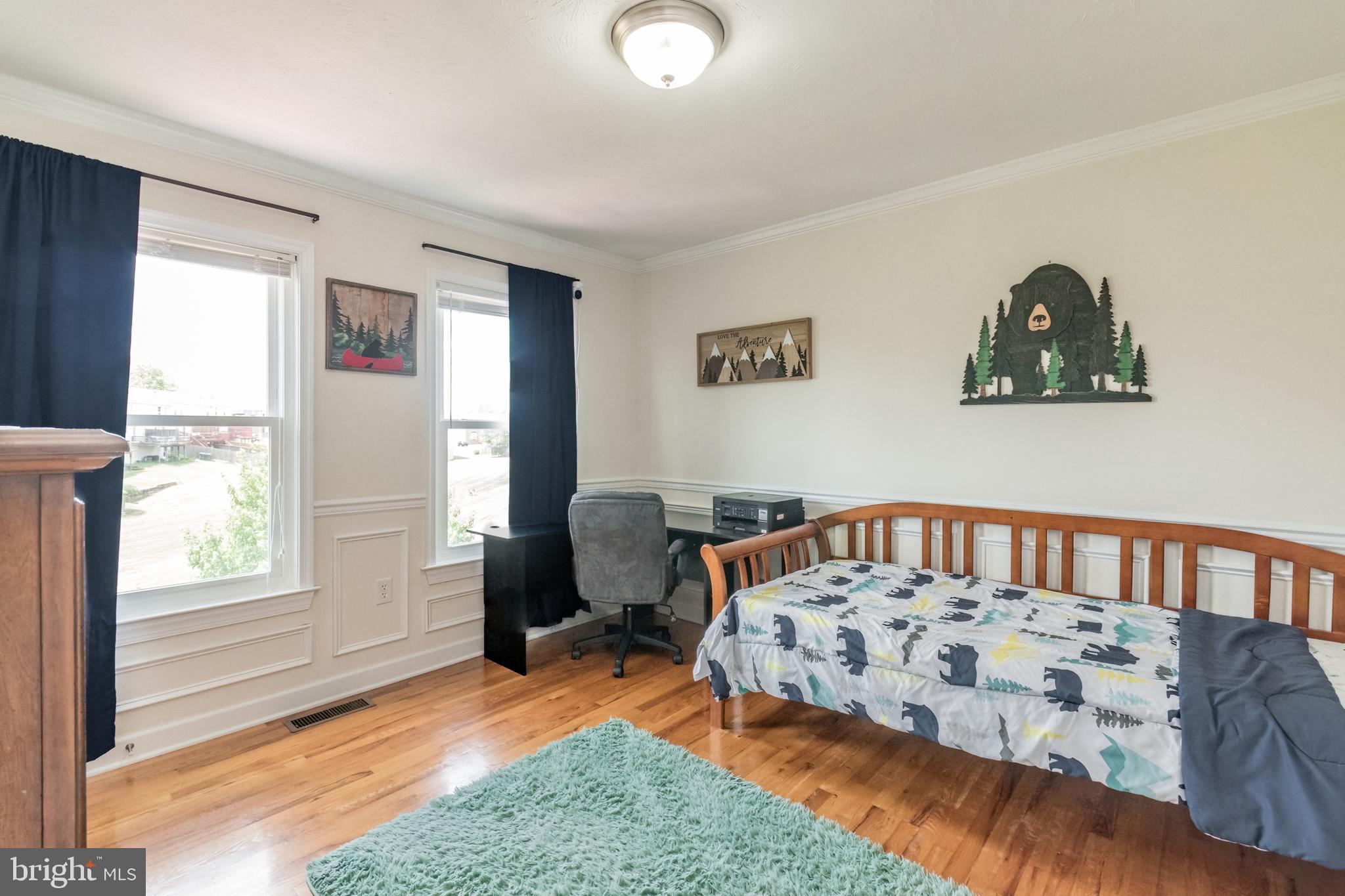 216 Hunter Run Road Winchester, VA 22602 - Photo 22 of 47 Upper Bedroom 2