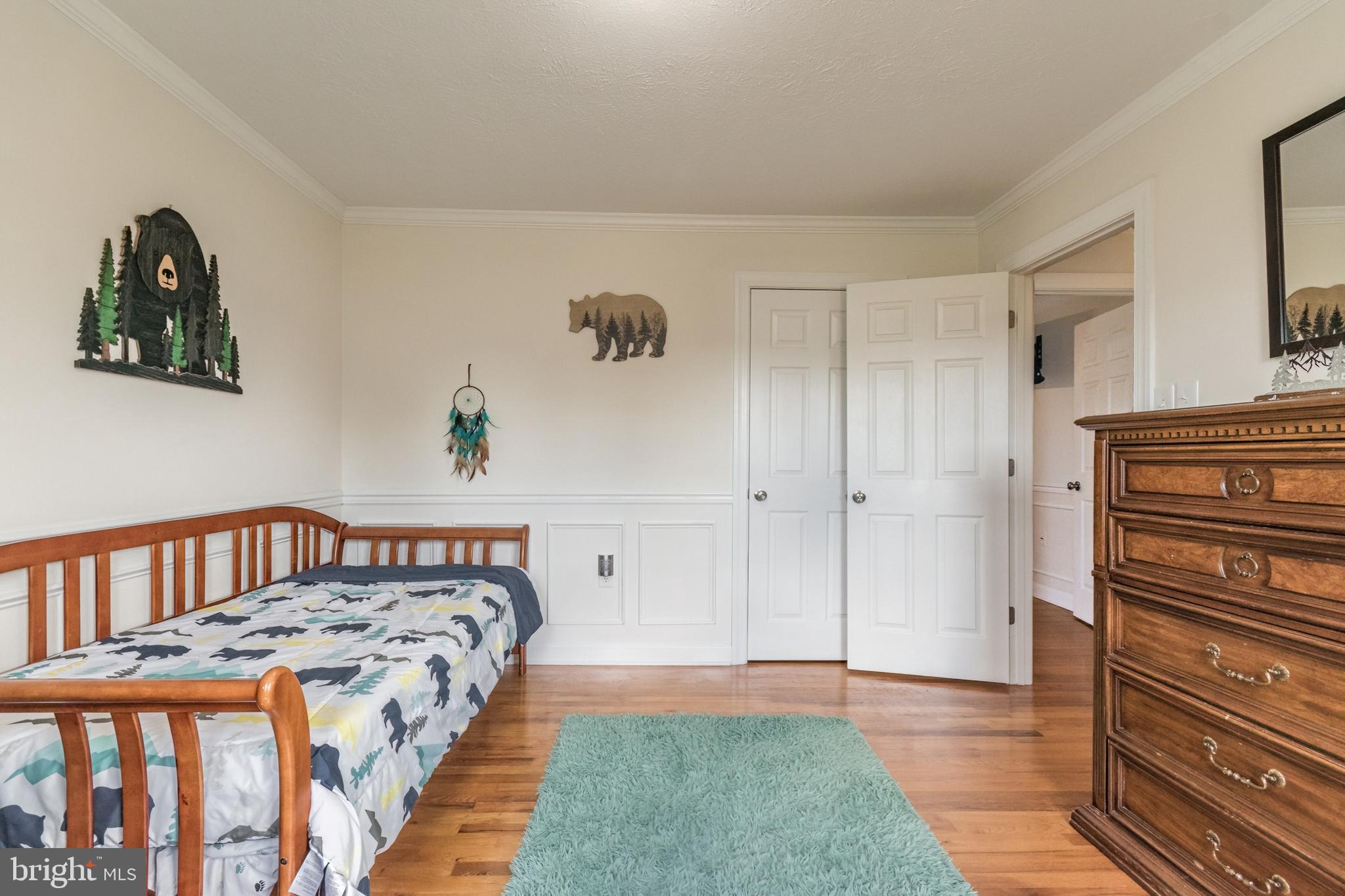 216 Hunter Run Road Winchester, VA 22602 - Photo 25 of 47 Upper Bedroom 2
