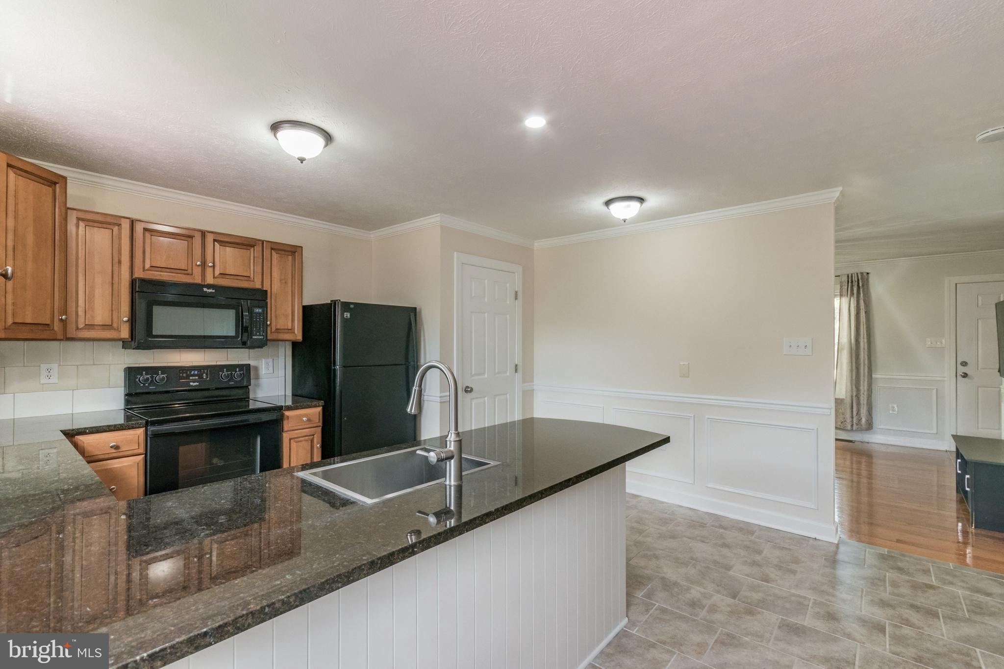 216 Hunter Run Road Winchester, VA 22602 - Photo 8 of 47 Kitchen