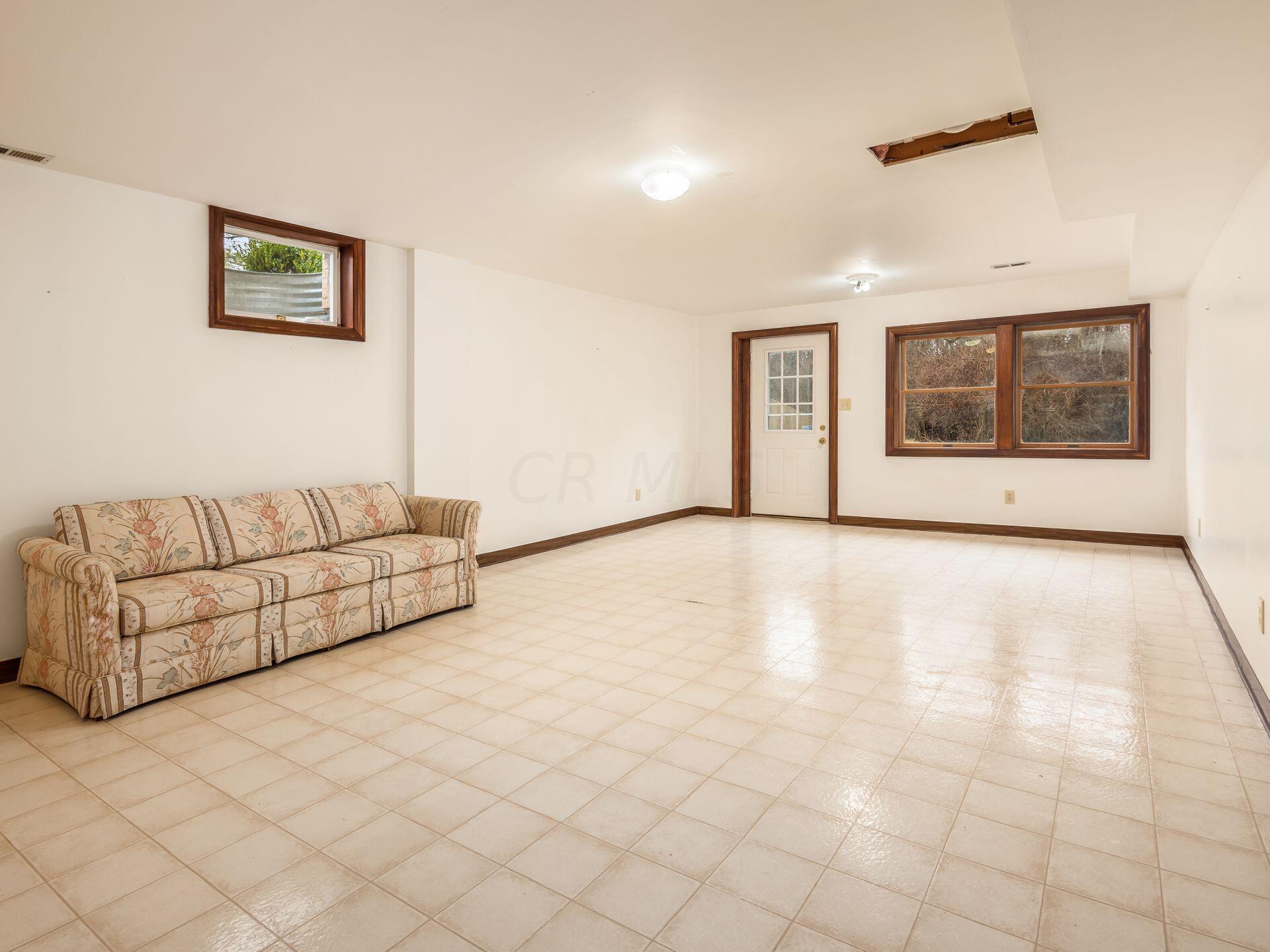 8695 Riebel Road Galloway, OH 43119 - Photo 46 of 82 048_2737b3b_i 8695 Riebel 101