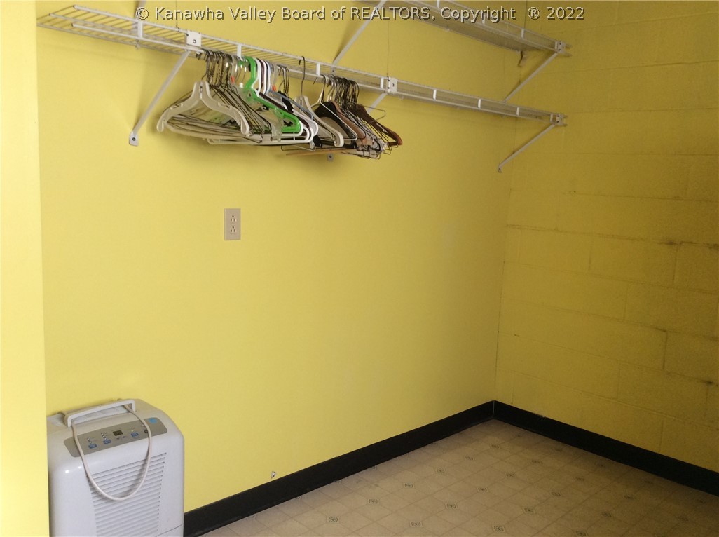 7256 Sandhill Road Point Pleasant, WV 25550 - Photo 16 of 22 LAUNDRY ROOM