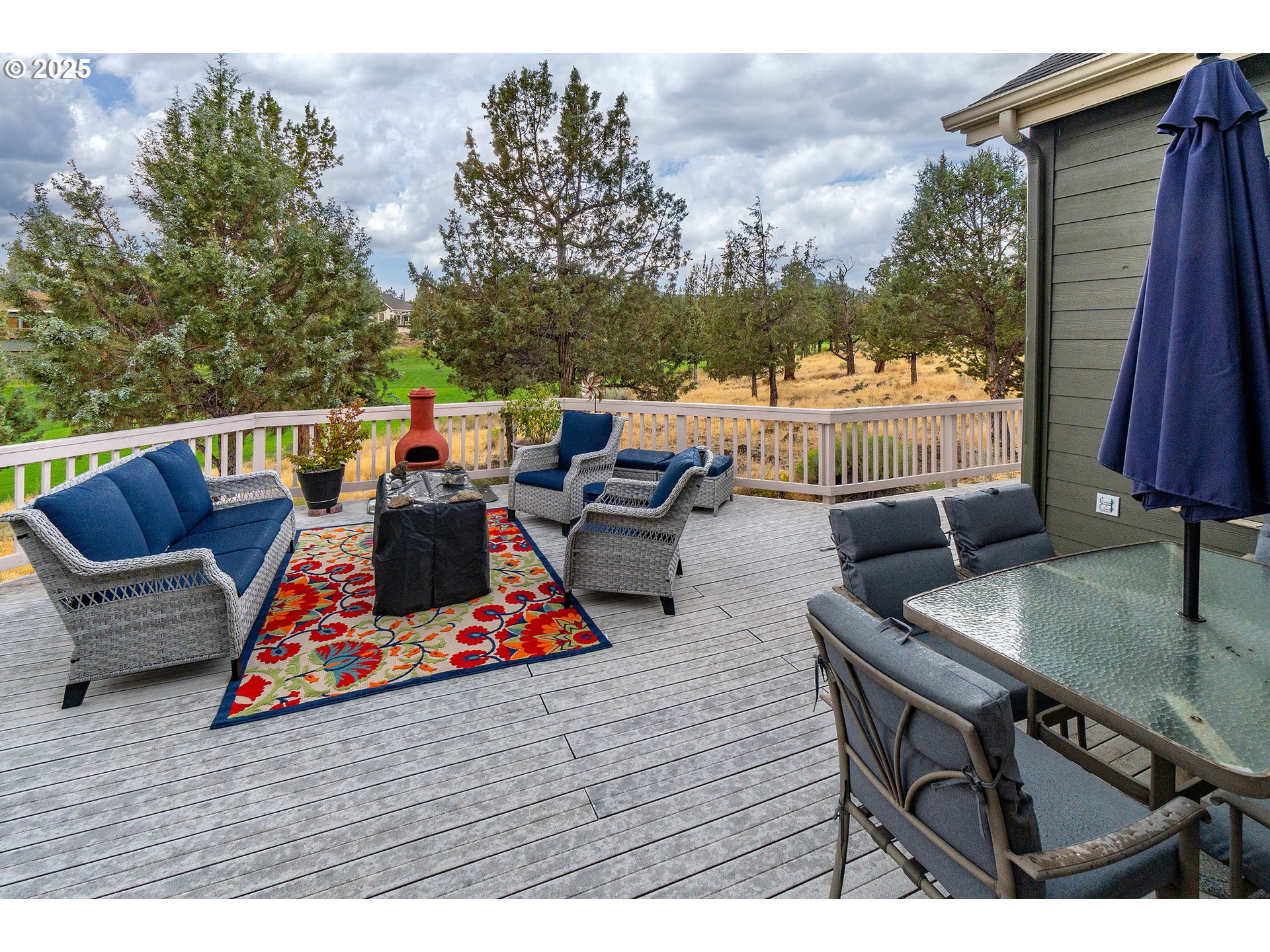 7986 Little Falls Court Redmond, OR 97756 - Photo 23 of 32 a terrace with outdoor seating