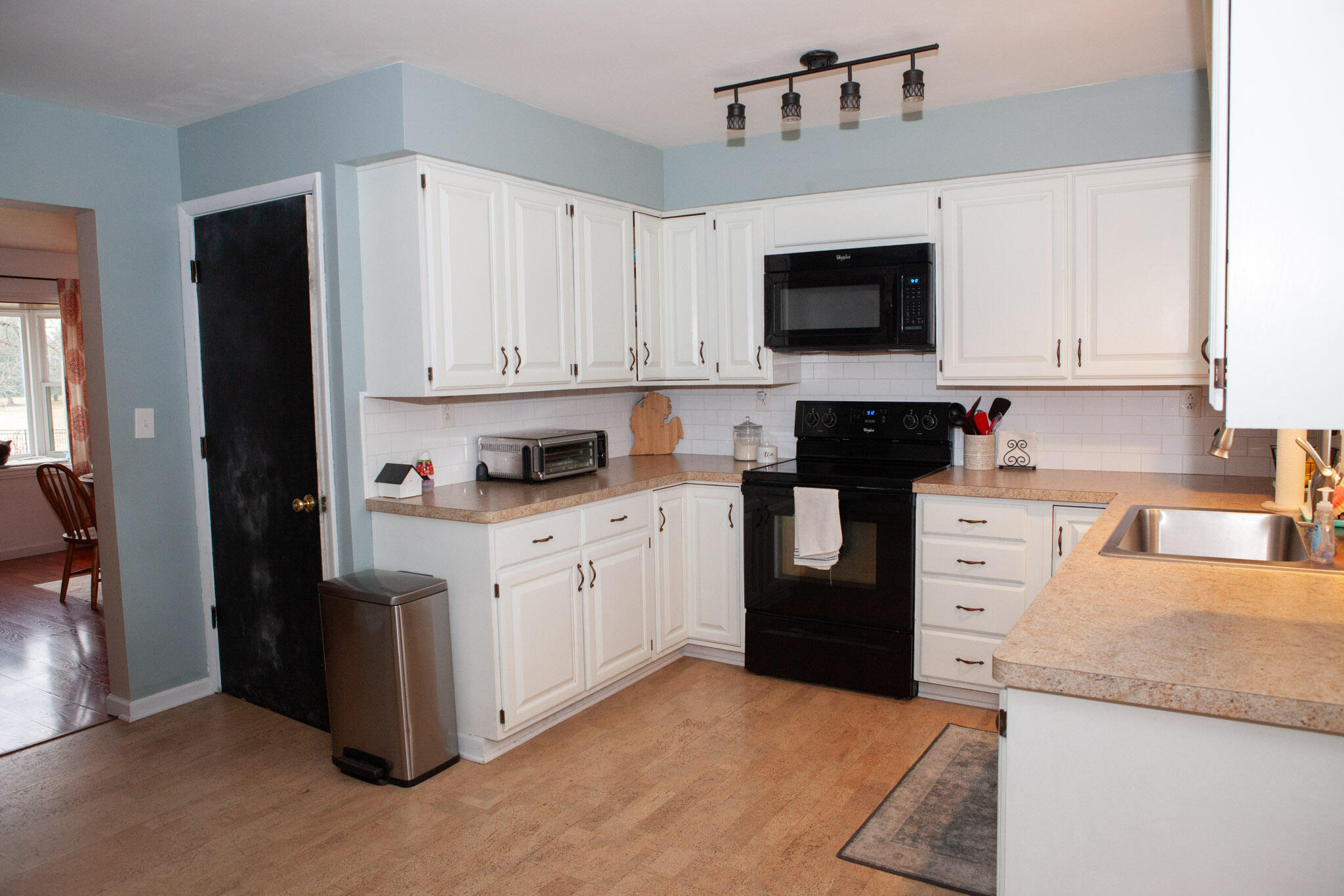 3088 Horton Road Jackson, MI 49203 - Photo 8 of 34 701C8591-8C06-4FCE-9A17-0A81F58D625F