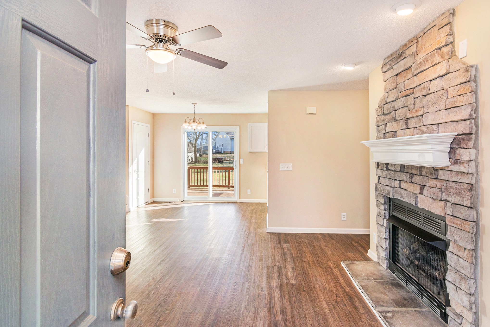 1733 Needmore Road Clarksville, TN 37042 - Photo 5 of 25