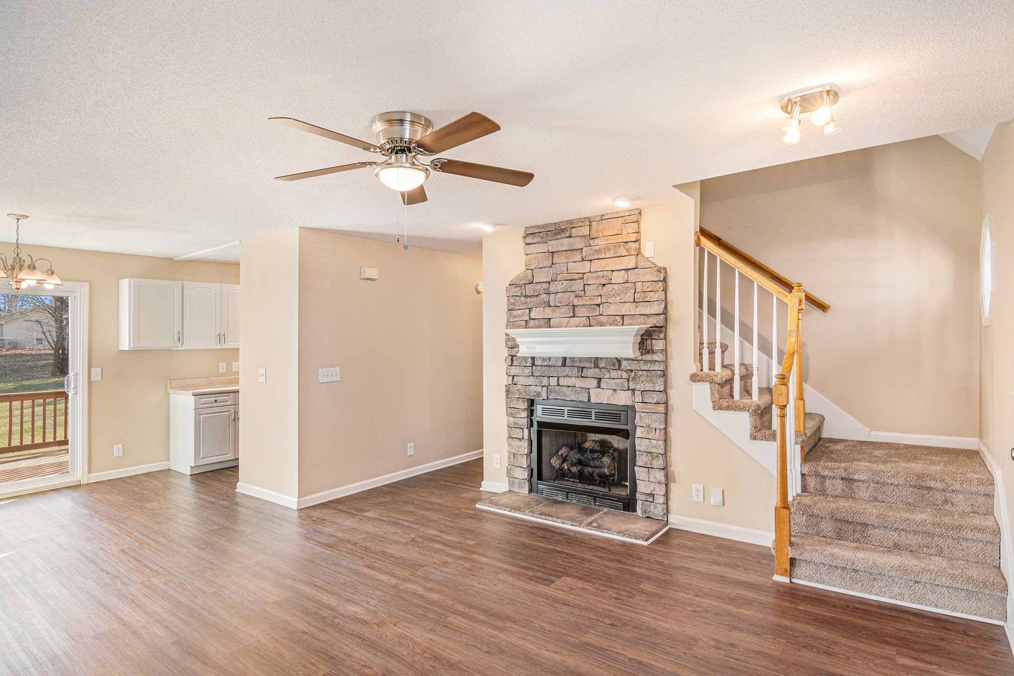 1733 Needmore Road Clarksville, TN 37042 - Photo 6 of 25