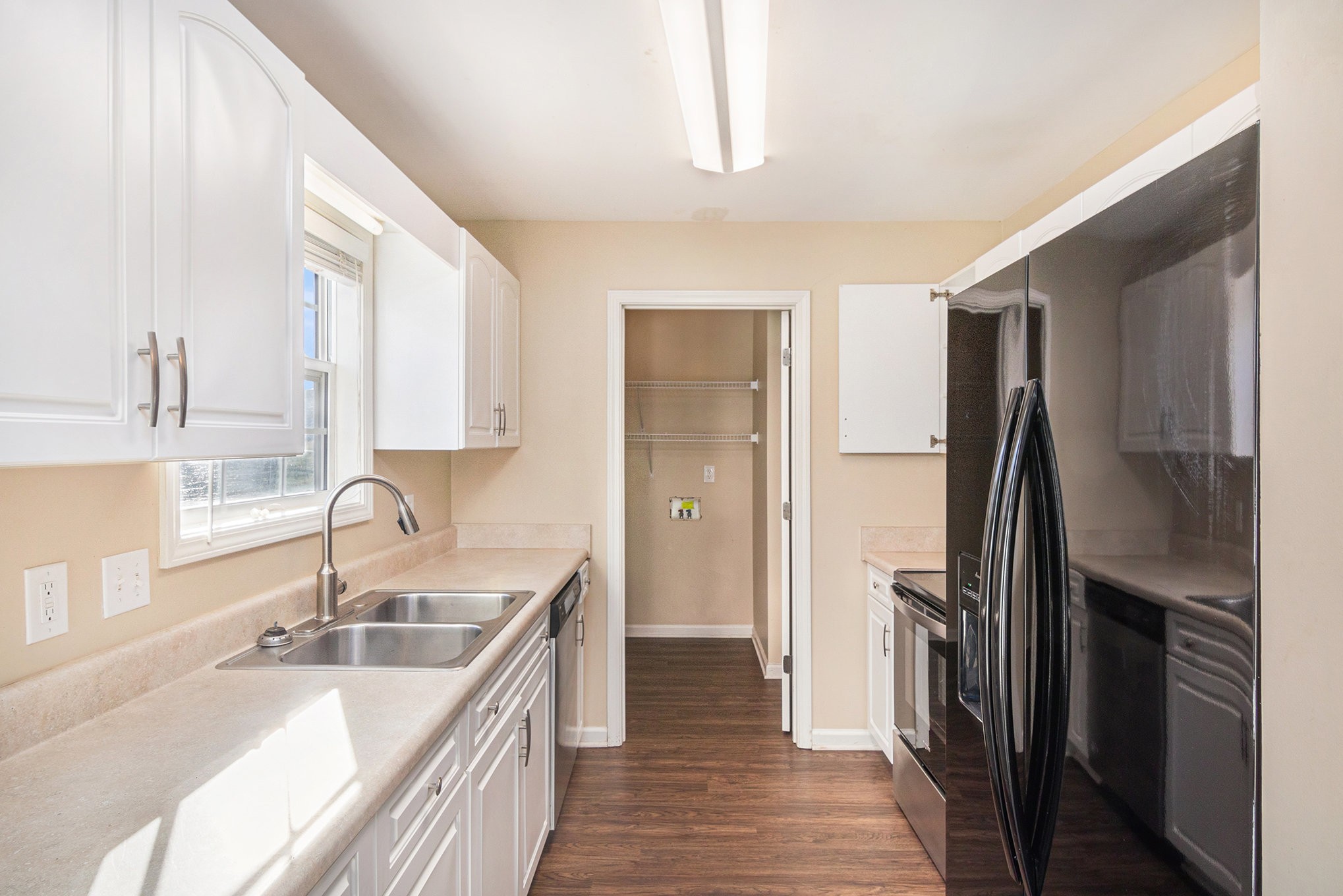 1733 Needmore Road Clarksville, TN 37042 - Photo 9 of 25