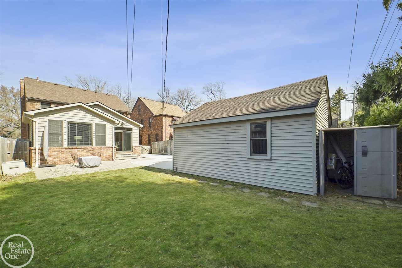 275 Moran Road Grosse Pointe Farms, MI 48236 - Photo 39 of 43