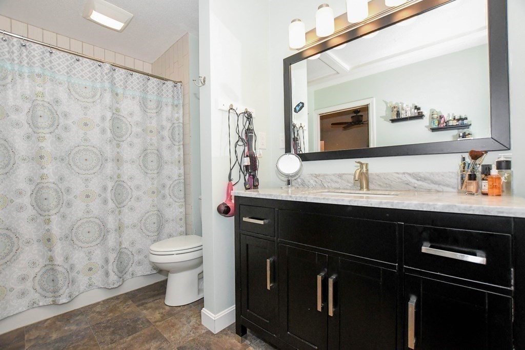 130 Spring Street Marion, MA 02738 - Photo 17 of 32 Gallery Image 17